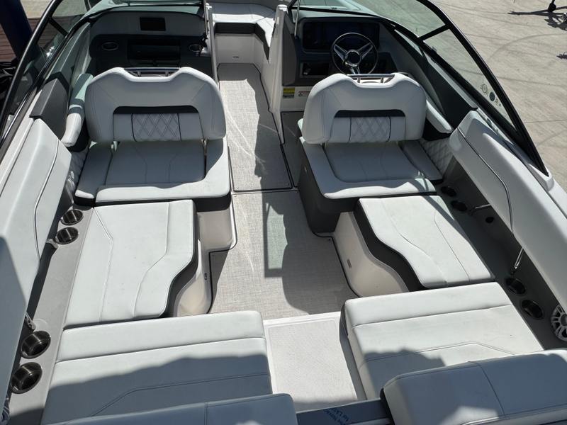 Boat Image 8