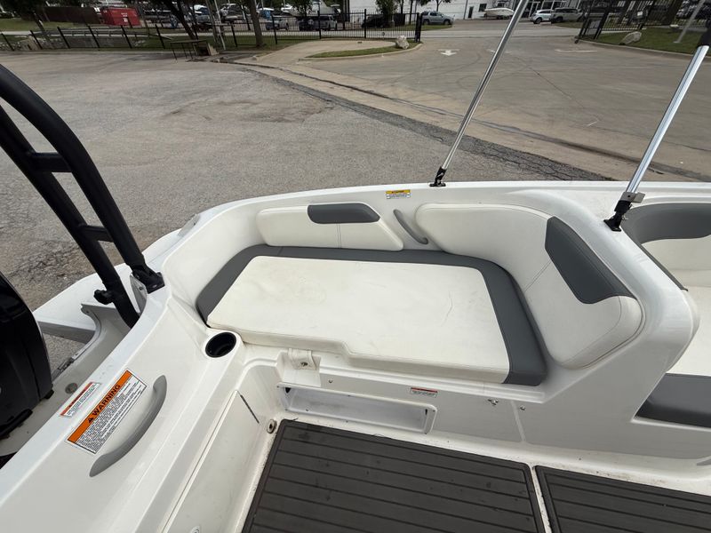 Boat Image 10