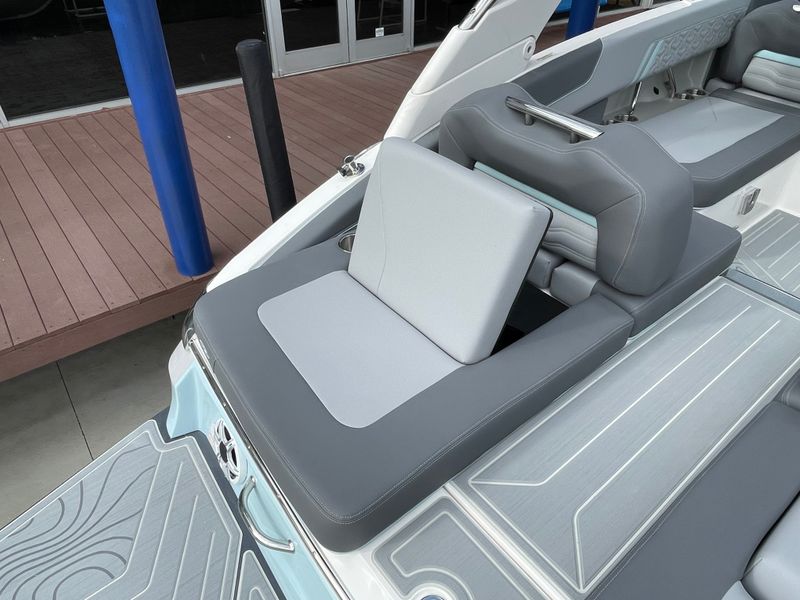 Boat Image 14
