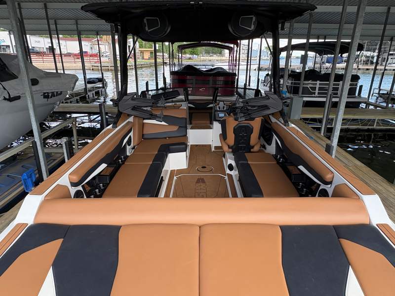 Boat Image 1