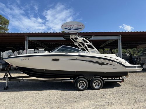 2016 Chaparral 264 Sunesta