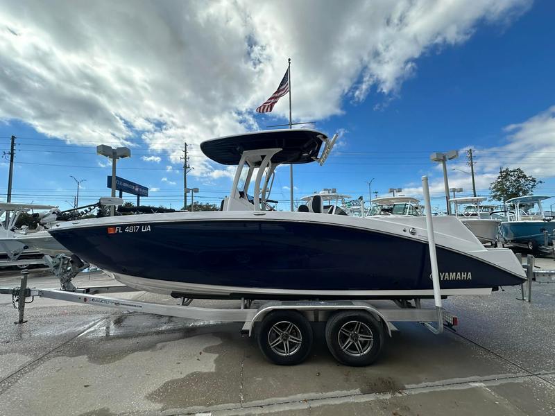 2025 Yamaha 255 FSH Sport