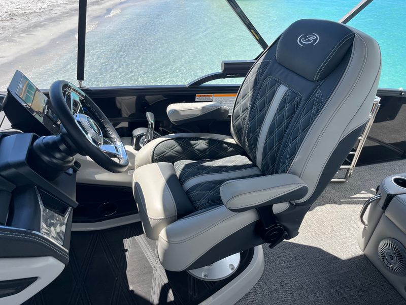 Boat Image 16