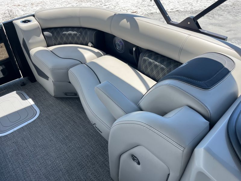 Boat Image 24