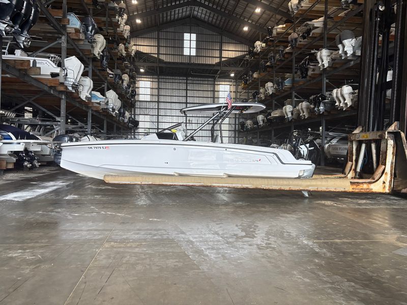 2023 Axopar 25 Cross Top