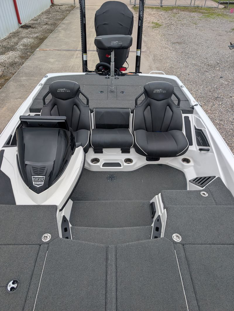 Boat Image 18
