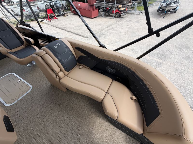 Boat Image 7