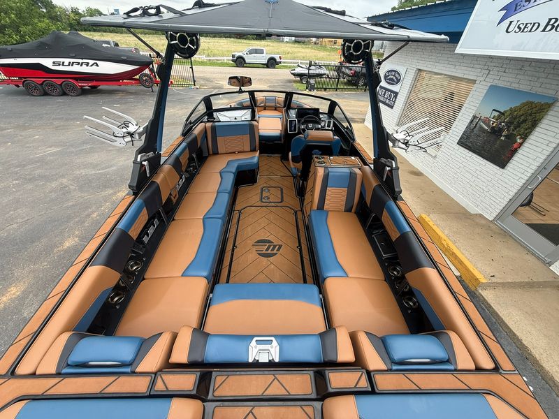 Boat Image 11