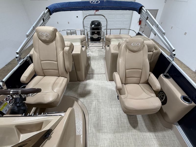 Boat Image 17