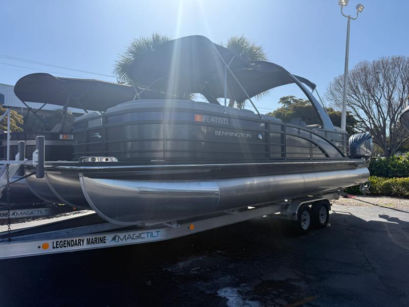 2023 Bennington 27 RSRAX2