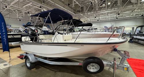 2026 Boston Whaler 170 Montauk