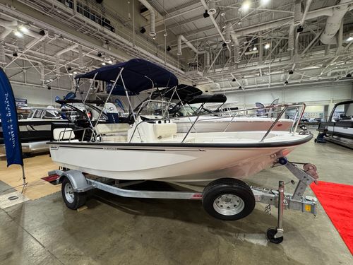 2026 Boston Whaler 170 Montauk