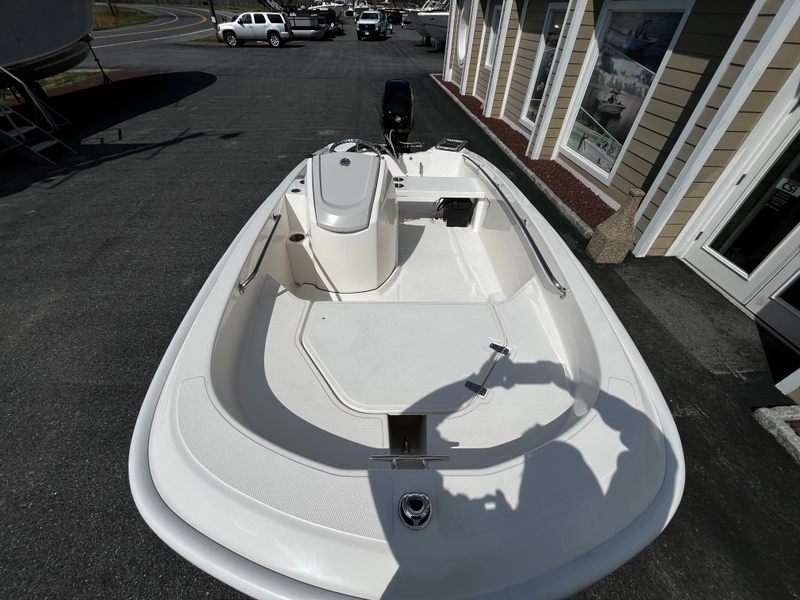 Boat Image 10