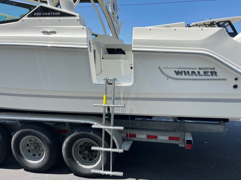 Boat Image 10